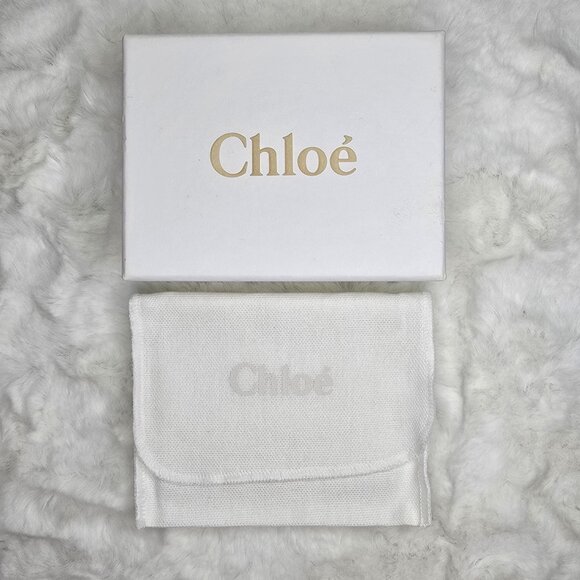 Chloe Gift box and Dust bag - Picture 1 of 5